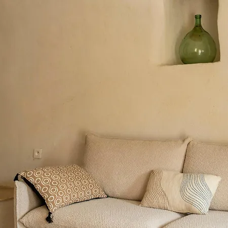 Beautiful Family With Pool Near Dom wakacyjny Pigna