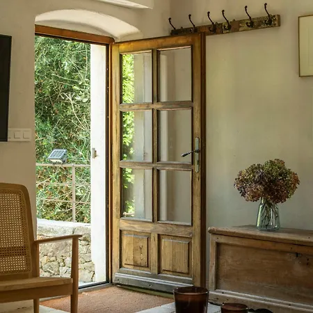 Beautiful Family With Pool Near Dom wakacyjny