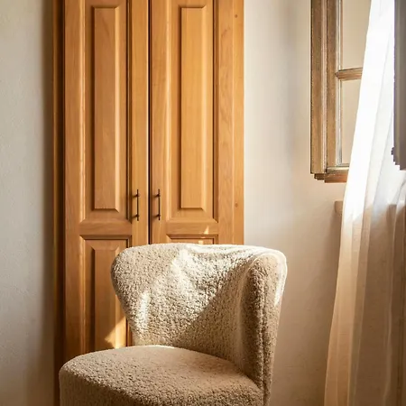 Beautiful Family With Pool Near * Pigna