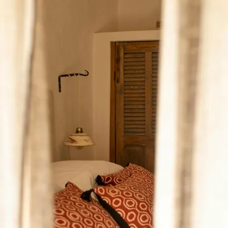 Beautiful Family With Pool Near Pigna