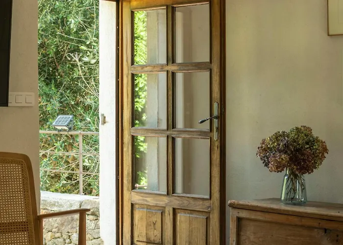 Beautiful Family With Pool Near Casa de Férias