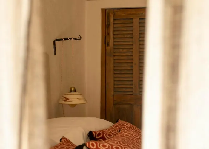 Beautiful Family With Pool Near Pigna